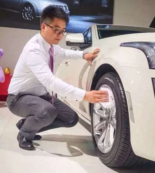汽車(chē)銷(xiāo)售轉(zhuǎn)行后還能干哪些工作？多維視角解析職業(yè)轉(zhuǎn)型機(jī)遇